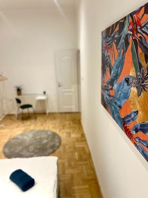 Apartment Double Treat By Nw