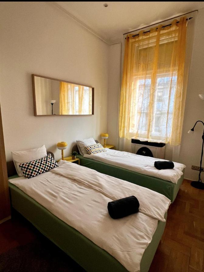 Apartment Double Treat By Nw *